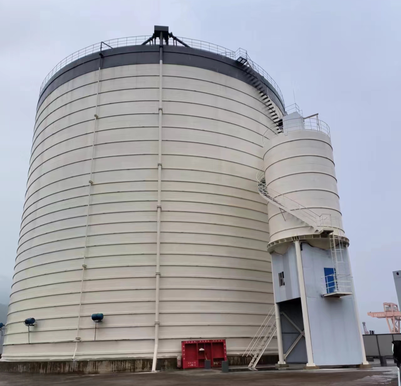 调兵山10万吨水泥钢板库